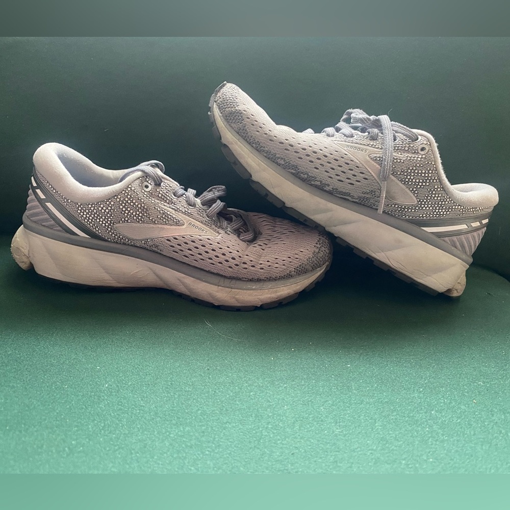 Brooks Gray Ghost Athletic Shoes